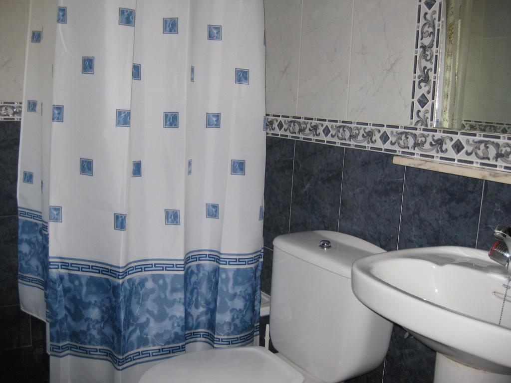 Hostal El Duje Tielve Екстер'єр фото